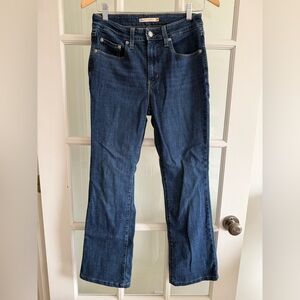 Levi’s 725 High Rise Bootcut Jeans Size 28 Medium Wash Stretch Flare
